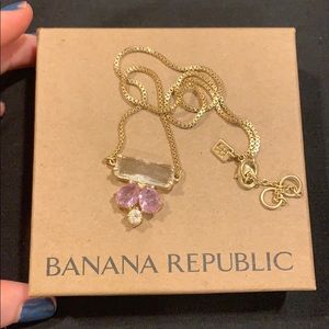 NWOT Banana Republic Necklace
